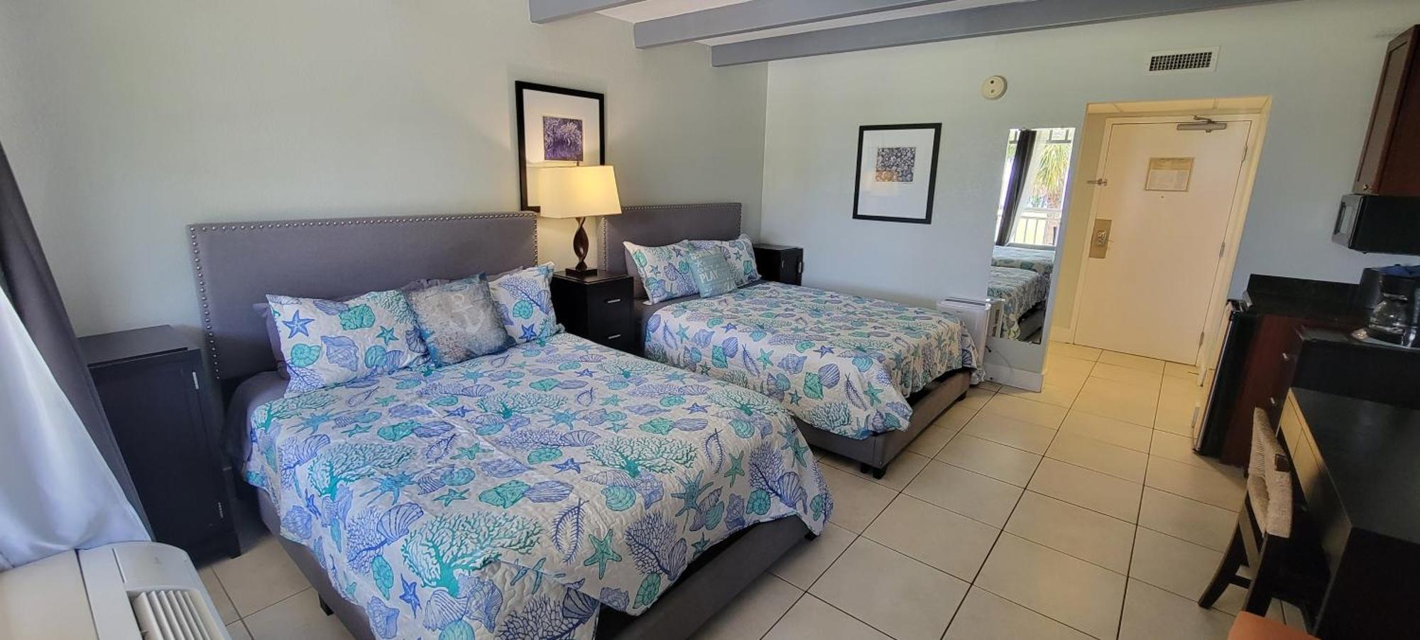Manatee, Studio202, Beach Steps Away! Pool+Wifi Ruskin Exterior foto